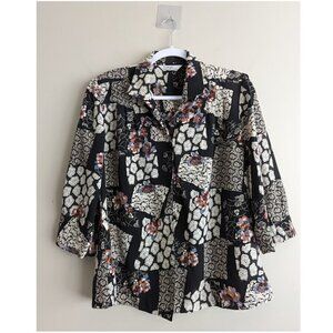 Abstract Print Button down blouse